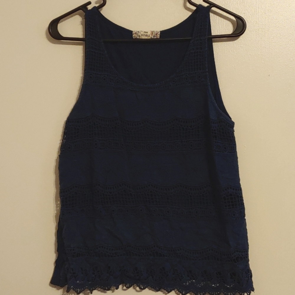 Deep Blue Pink Republic Decorated Tank (L)